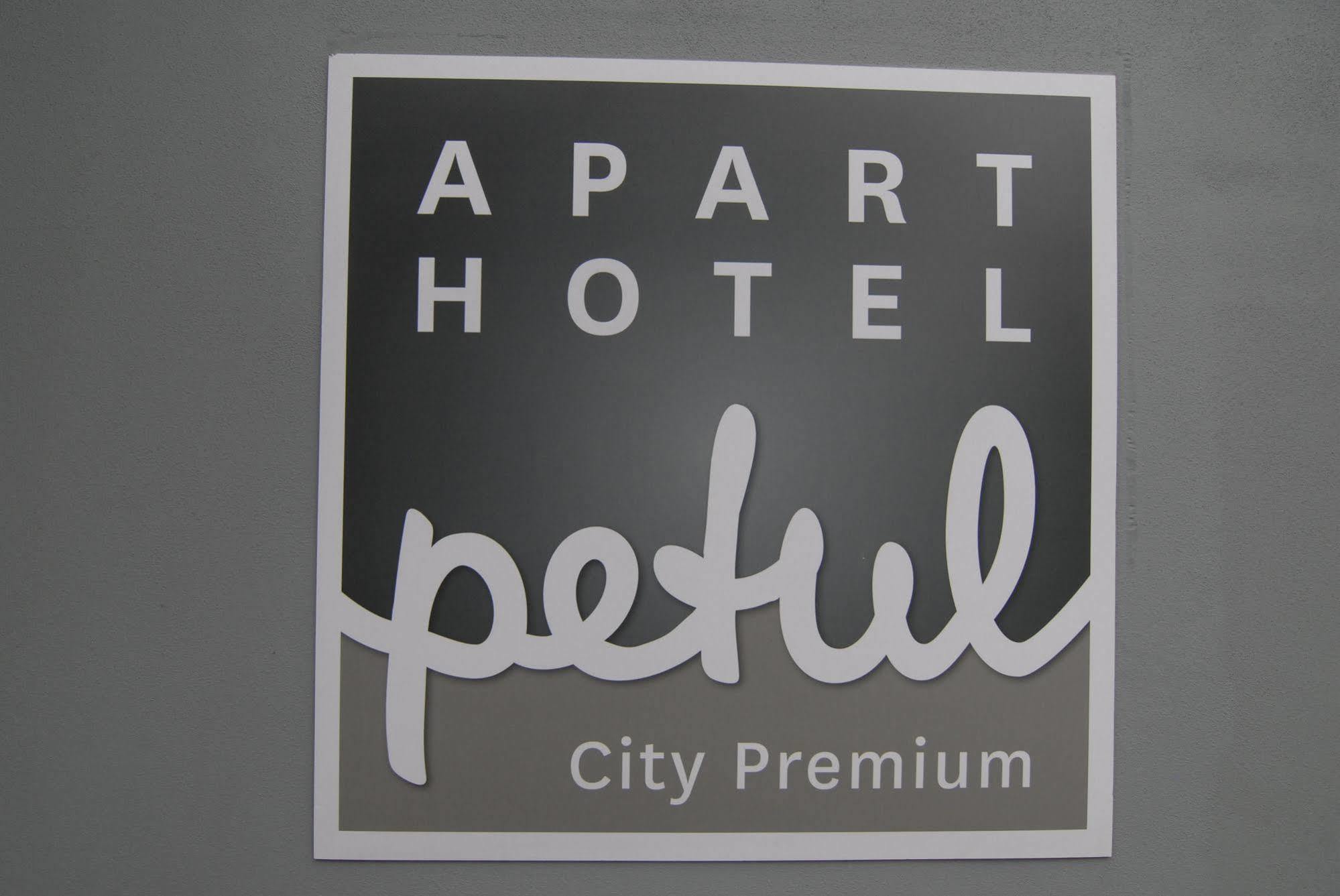 Petul Apart Hotel City Premium Essen Luaran gambar